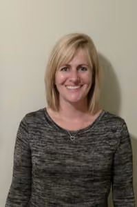 Headshot of Julie Hobart