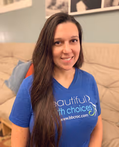 Headshot of Mindy Class